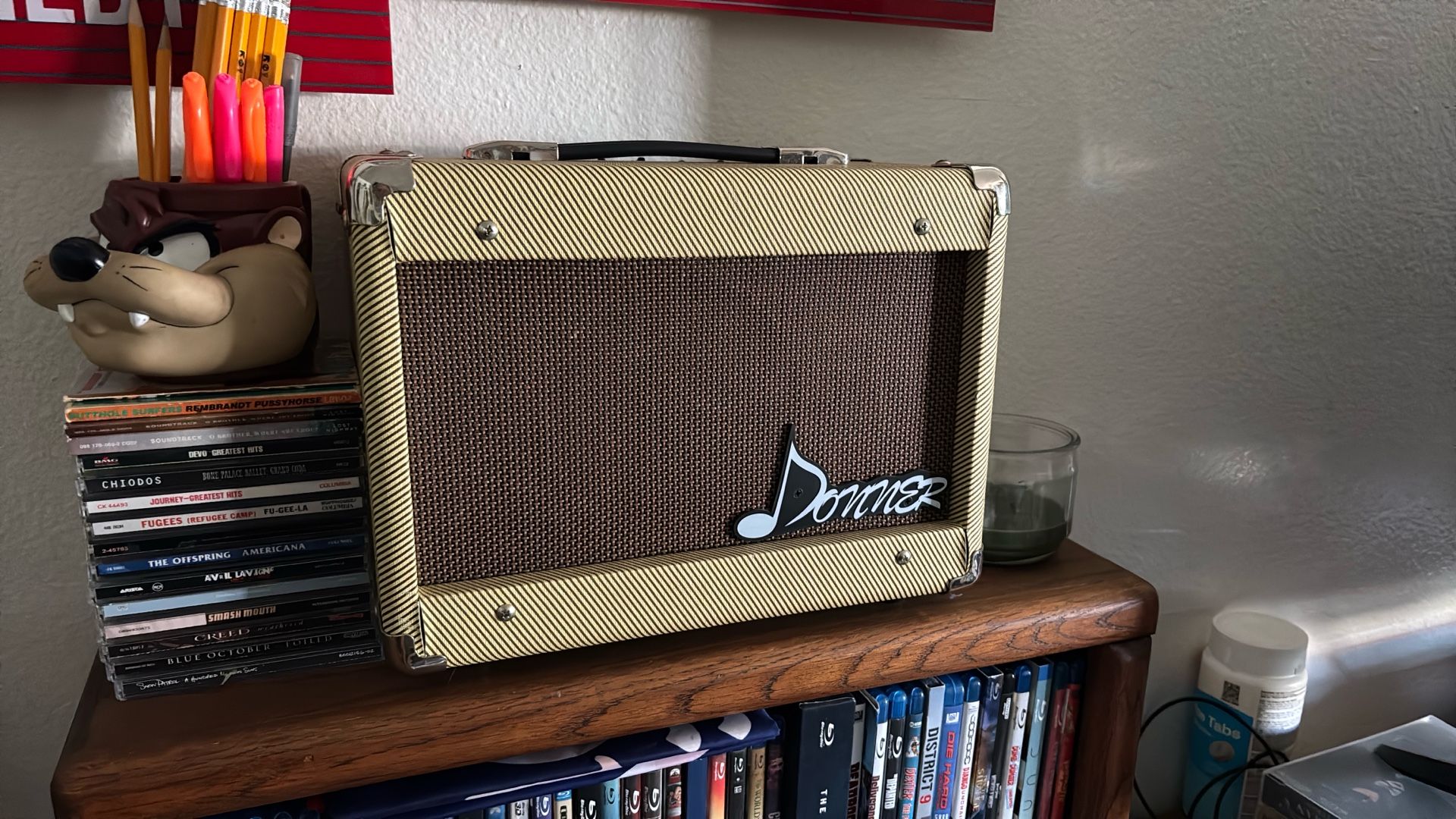 Donner Guitar/ Mic Amp