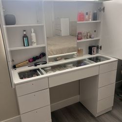 Makeup Vanity