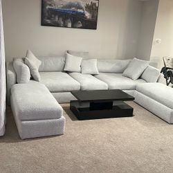 Snow White Couch - Family Size