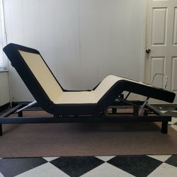 Extra Long Twin size electric bed frame - can DELIVER almost anywhere for $20 extra - gently used and in very good condition 😍