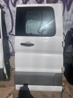 2015-2026 FORD TRANSIT 150 250 350 RIGHT REAR DOOR RED GLASS LOW ROOF