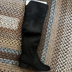 Flat High Knee Boots 