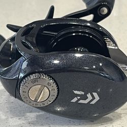 Daiwa Exceler 100PA Baitcast Reel Right Handed 4.9:1