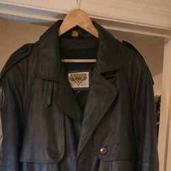 Vintage Genuine Leather Trench Coat – Phase 2 – Men’s Large – Good Condition