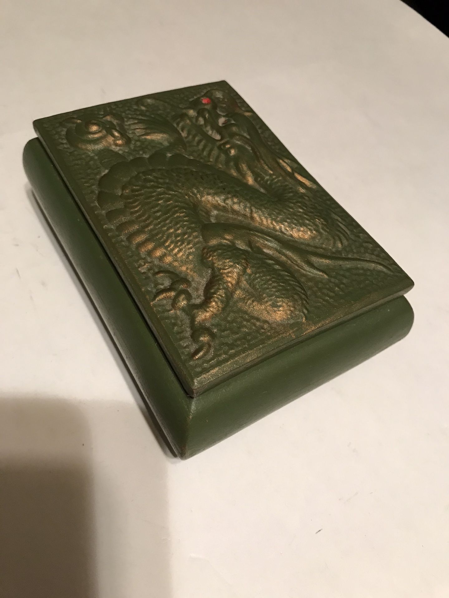 1980’s Vintage Jamar Mallory Green & Gold Ceramic Dragon Trinket Box