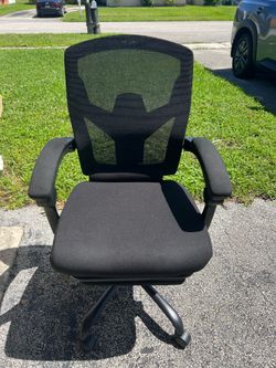 Ergonomic Desk Chair