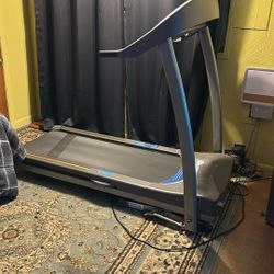 Horizonlimited Treadmill For Parts 