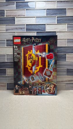 LEGO Harry Potter Gryffindor House Banner 76409