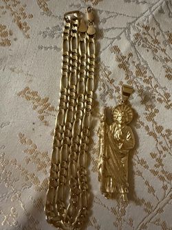 14kt Figaro Chain with San Judas Set
