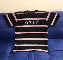 Mens - "OBEY" embroidered logo t-shirt. Size: Meduim. It's AVAILABLE.