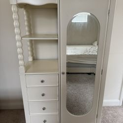 Matching Furniture 