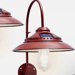 SOLAR OUTDOOR WATER PROOF BARN LIGHT WITH METAL DESING 