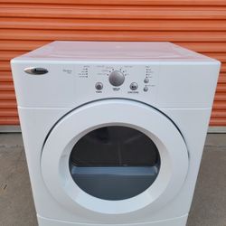 Just Like New!!! Amana, Large Capacity, Front Load, Gas Dryer!!! Pride Of Ownership!!! Made By Whirlpool Corporation!!!