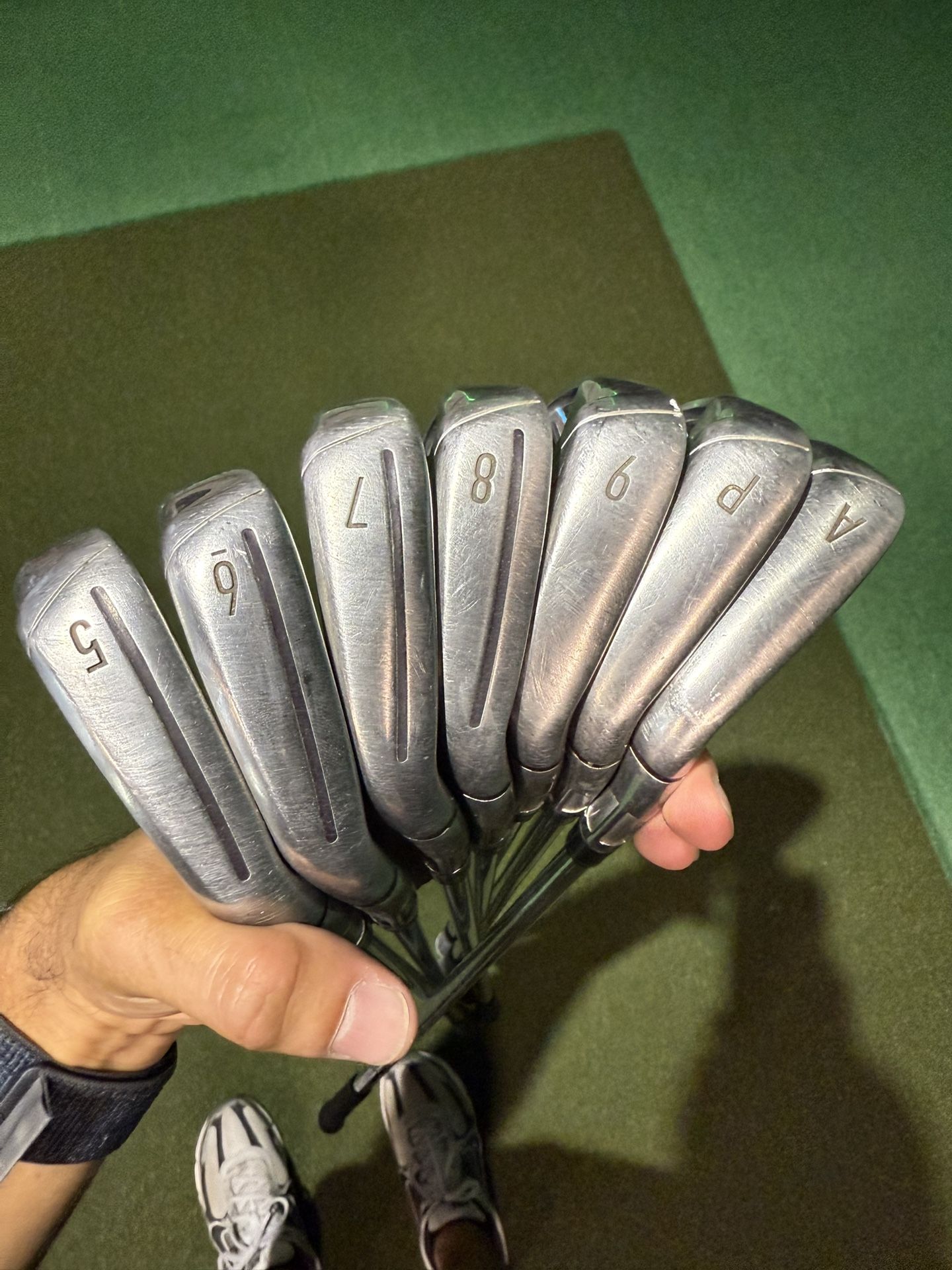 Taylormade SIM Max Iron Set (4-PW,AW) 85g Stiff Flex