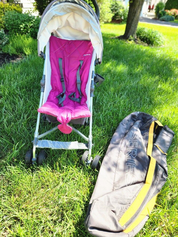 Uppababy Stroller with G-series travel bag