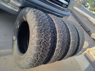 Nice Good Set Of 265/70 R17 BFGoodrich KO2 All-Terrain Tires! 🔥