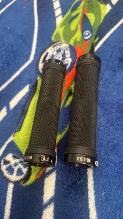 Bike grips new