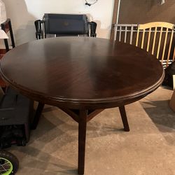 Round Dining Table