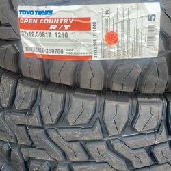 Toyo R/T 37x12.50r17 ( Set of 4 ) 