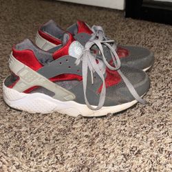 Nike Huaraches Men’s 6