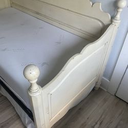 Twin trundle bed frame