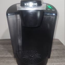 Keurig K-Classic K50 K-Cup Pod Coffee Maker Black