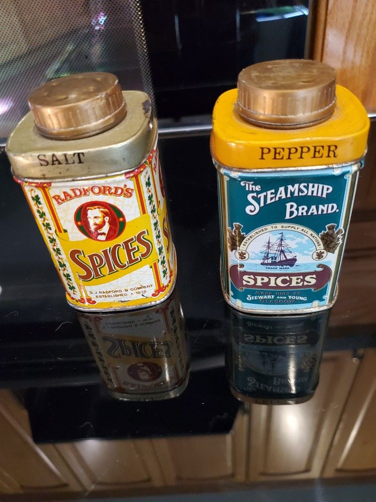 Vintage Advertising Salt And Pepper Shakers