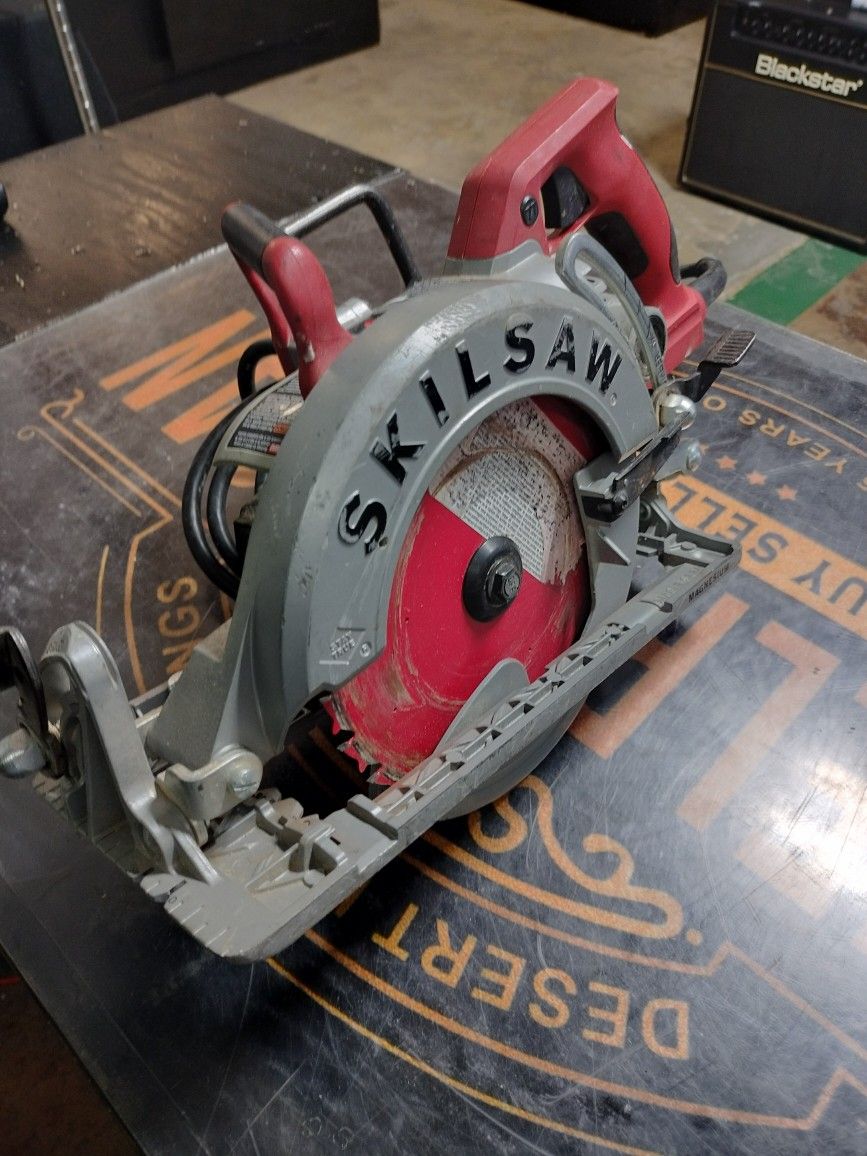 Skill saw Corded Worm Drive 