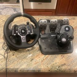 Logitech G920 Steering Wheel + Shifter