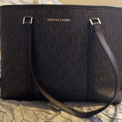 USED Michael Kors Big Leather Carry All