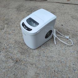 Ice Maker,Magic Chef