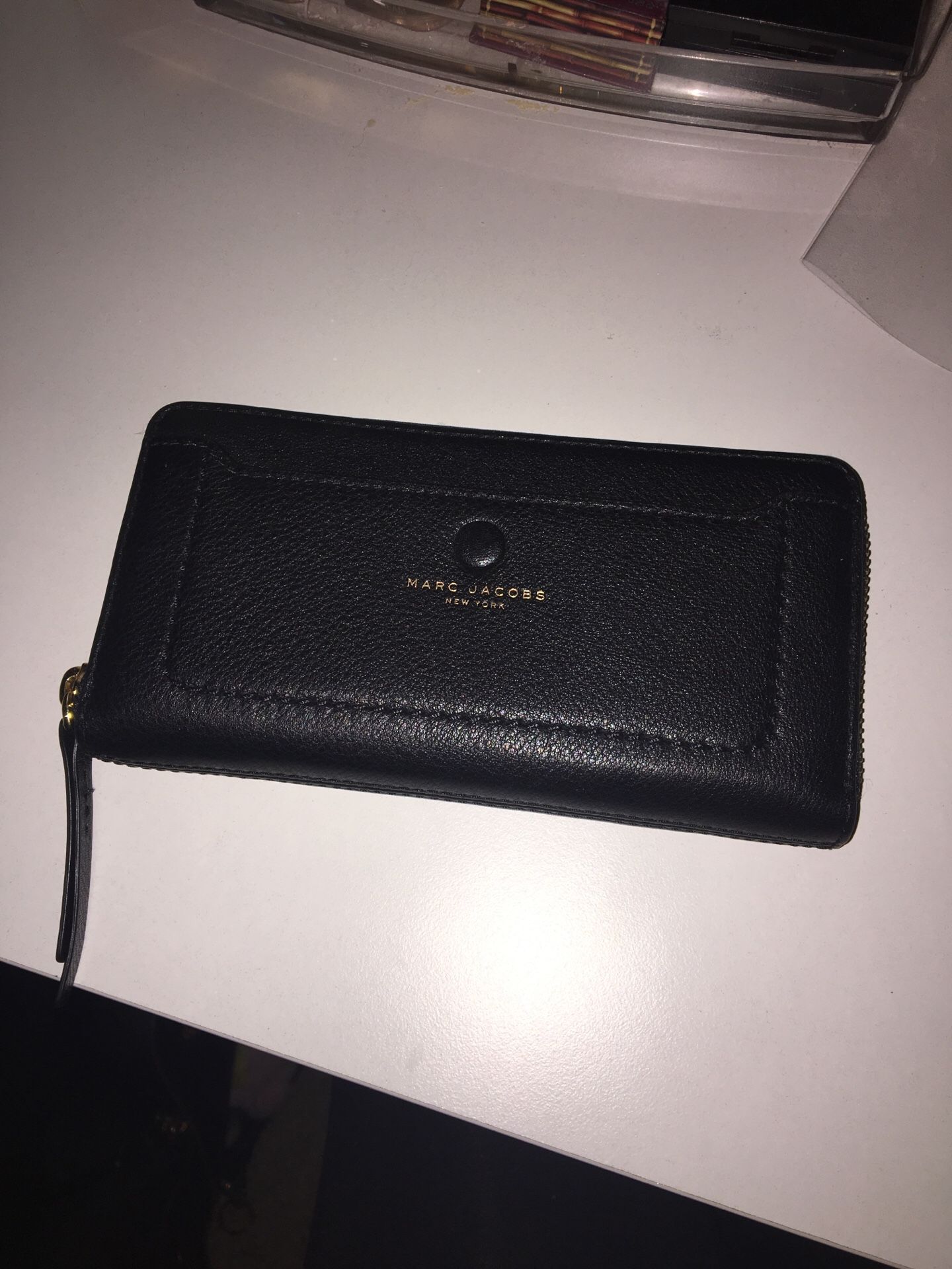 Marc Jacobs Pebbled Leather Card Case in Pink Lemonade w silver hardware,  NWT for Sale in Hacienda Heights, CA - OfferUp