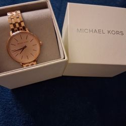 MK WATCH NEW HAD FOR A WHILE BUT NEVER USED NEEDS NEW BATTERY 