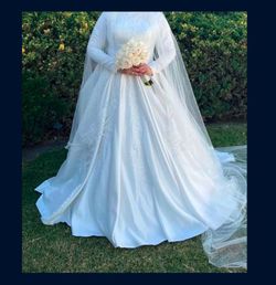 Wedding Dress For Hijabi Girls With Long Sleeves