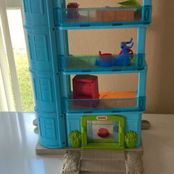 Fisher Price Little People Apartment
