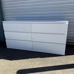 Dresser ikea malm
