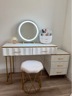 Modern White & Gold Vanity Set with LED Mirror & Matching Stool +BONUS white makeup organizer
