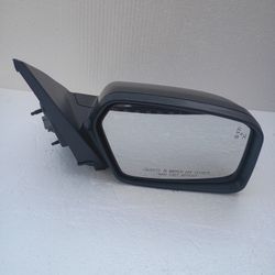 2010---2012 Ford Fusion Milan MKZ Door Mirror RH