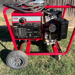 Lincoln Welding Machine
Power-4000