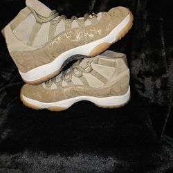 Size 9 Women- 04. Jordan 11 Retro Neutral Olive 