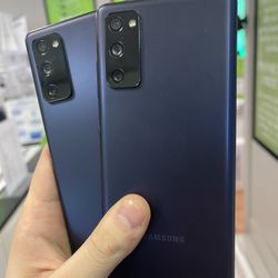 Unlocked Samsung Galaxy S20 FE 5G 128GB