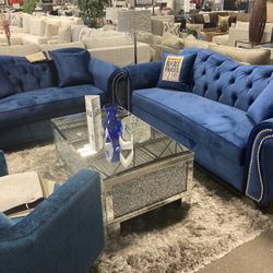 Lovely Formal Sofa Loveseat ! 🌟💙🏠 $1,999 Many Colors!