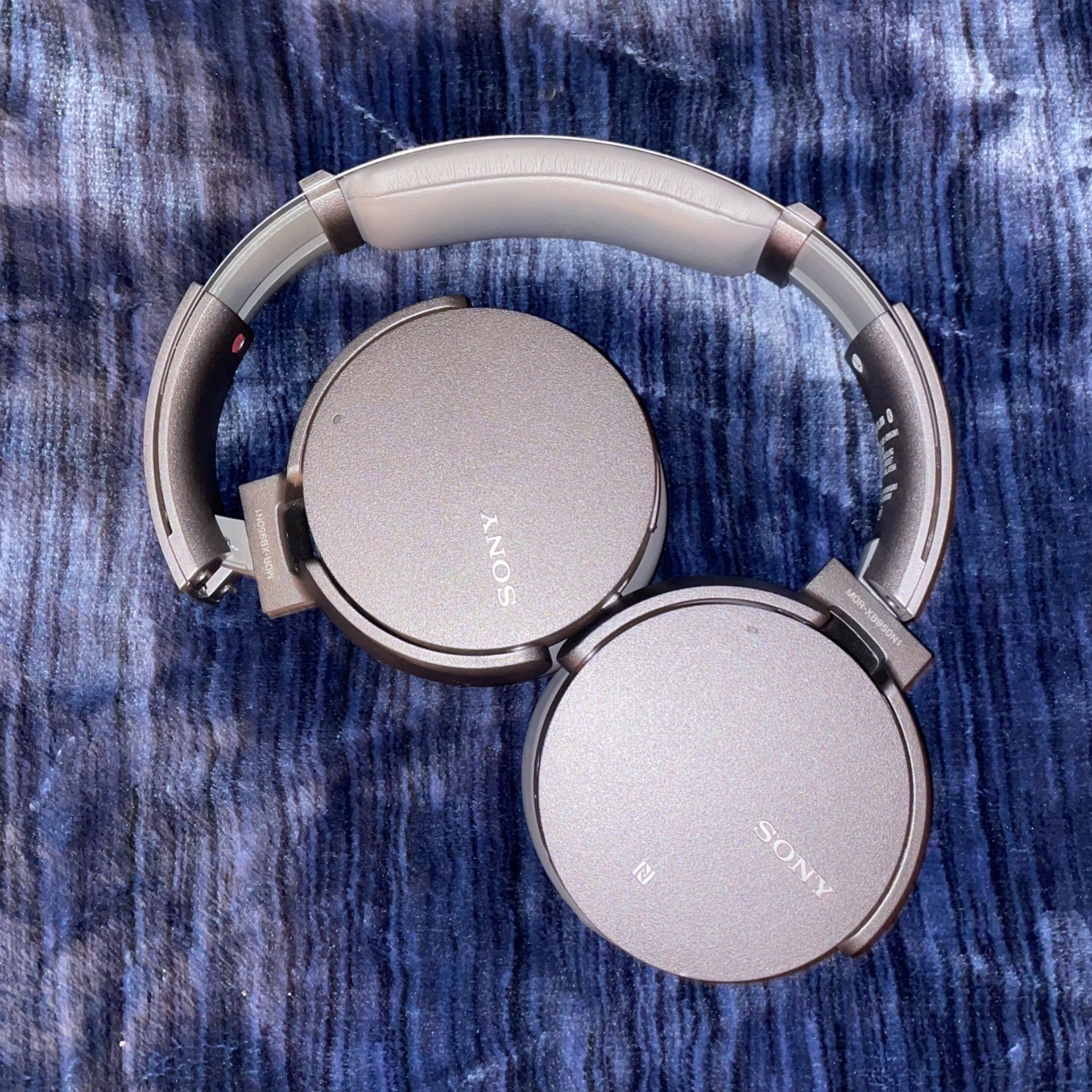 SONY MDR-XB950N1 Wireless Noise Canceling Stereo Headset Heavy EXTRA BASS 2017