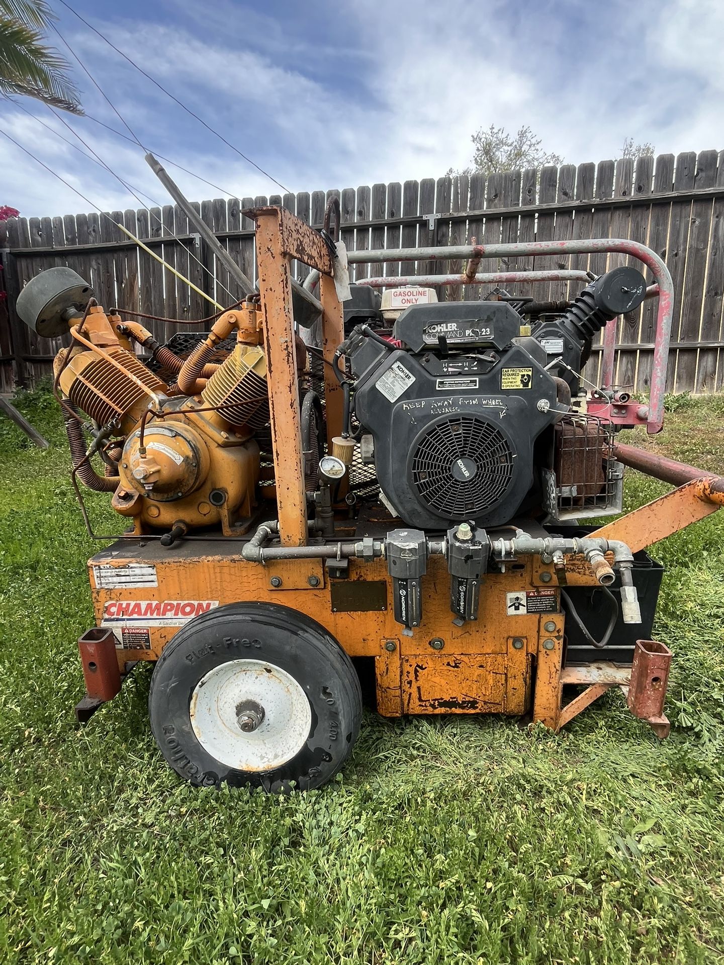 Champion Industrial Air Compressor Model Sp0597,hgr12 - Lpk Pneutek