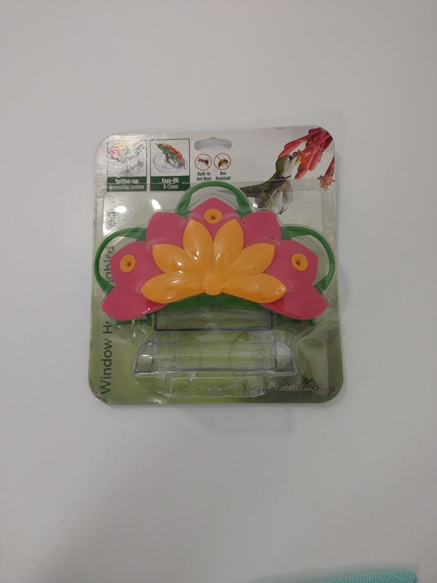 NEW⭐HUMMINGBIRD WINDOW SUCTION CUP FEEDER