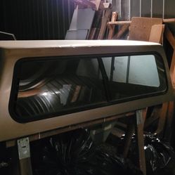 2005 Ford F-250 Canopy