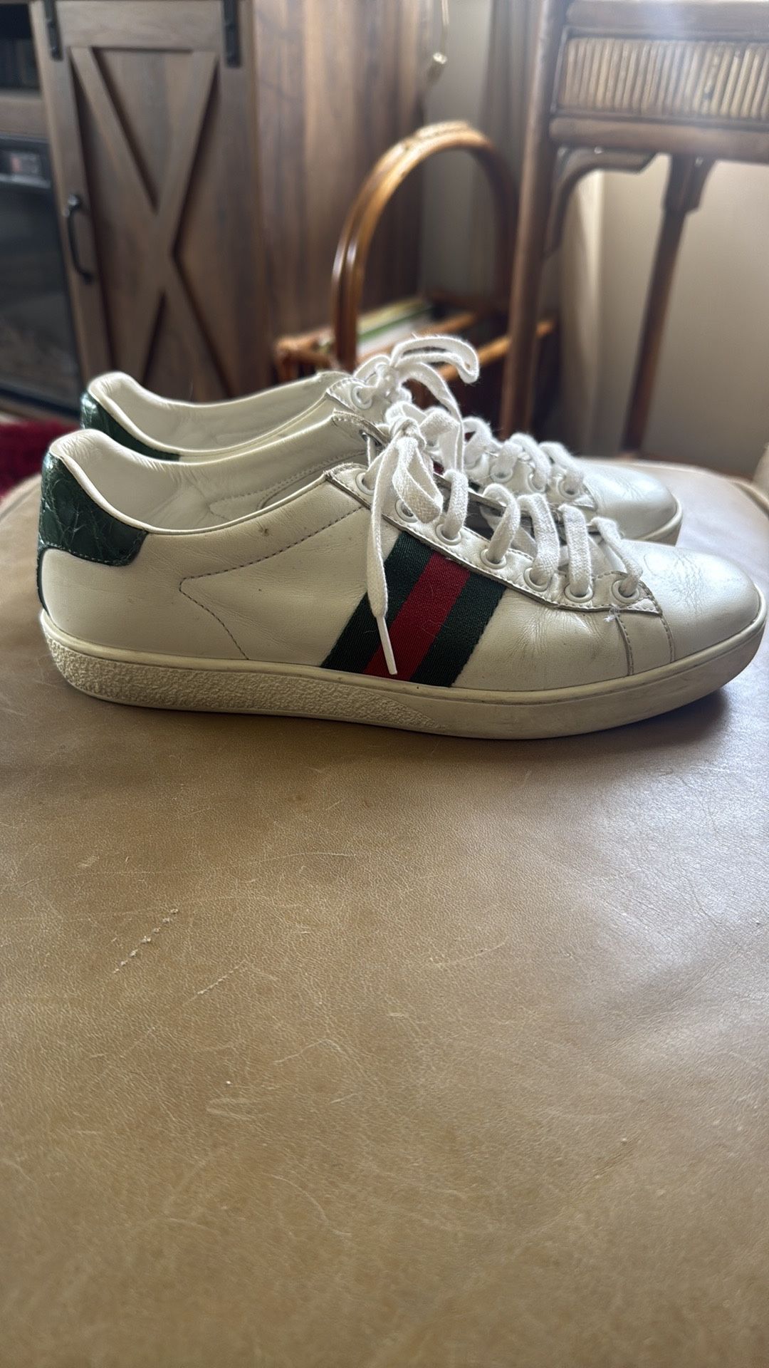 Gucci Ace Signature Tennis Shoes Size 7