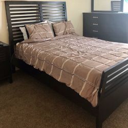 “My Dalton Panel Bed” Queen