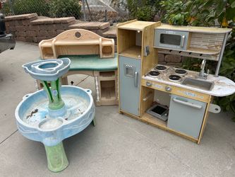Kids Play Kitchen, Desk, and Water Table Set