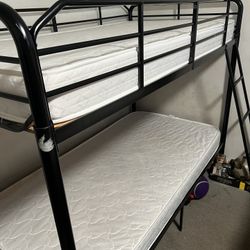 Zimtown Twin over Twin Steel Bunk Beds Frame Ladder Bedroom Dorm Room for Kids Adult Children